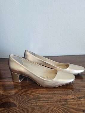 Alex Marie Metallic Gold Square Toe Cushioned Pumps Shoes Women's Size 9.5 NWOB